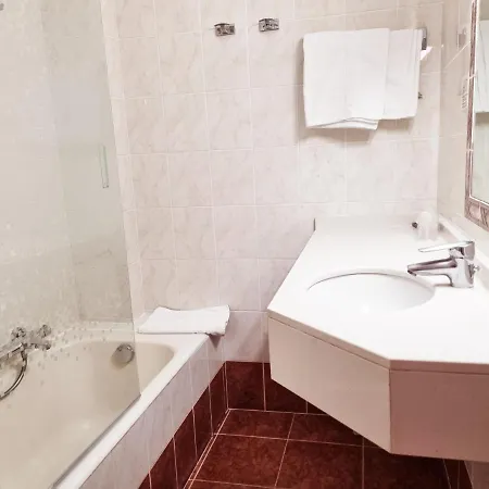 호텔 Carlton Nice, Partially Renovated 3*