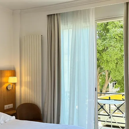 Carlton Nice, Partially Renovated ホテル ニース