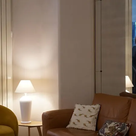 Carlton Nice, Partially Renovated 3*