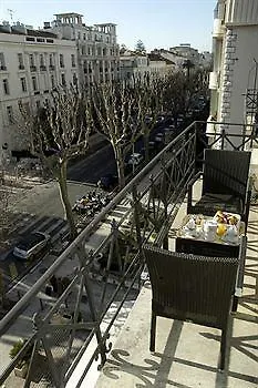 Carlton Nice, Partially Renovated 3* 니스