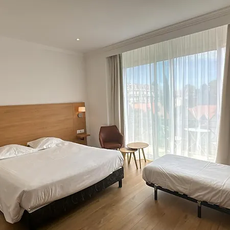 Carlton Nice, Partially Renovated 酒店 3*