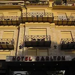 Carlton ホテル